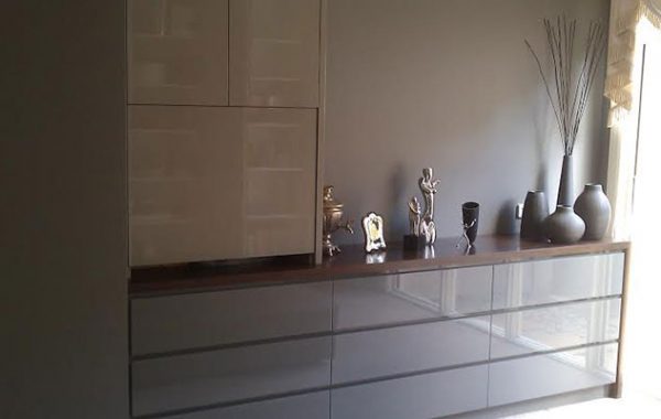 Living Area – 04